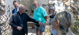 S. E. Mons. Rino Fisichella in visita alla Fondazione Villa Maraini della Croce Rossa Italiana